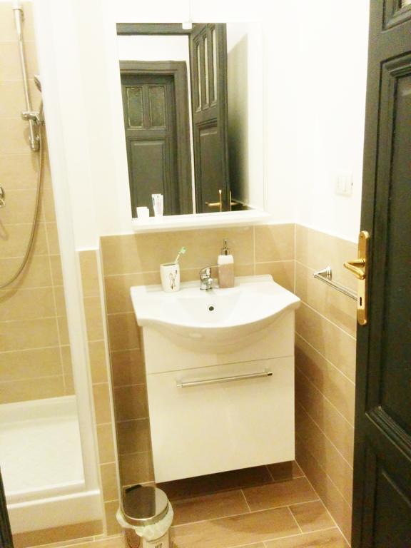 Ad Hoc Guest House Roma Oda fotoğraf